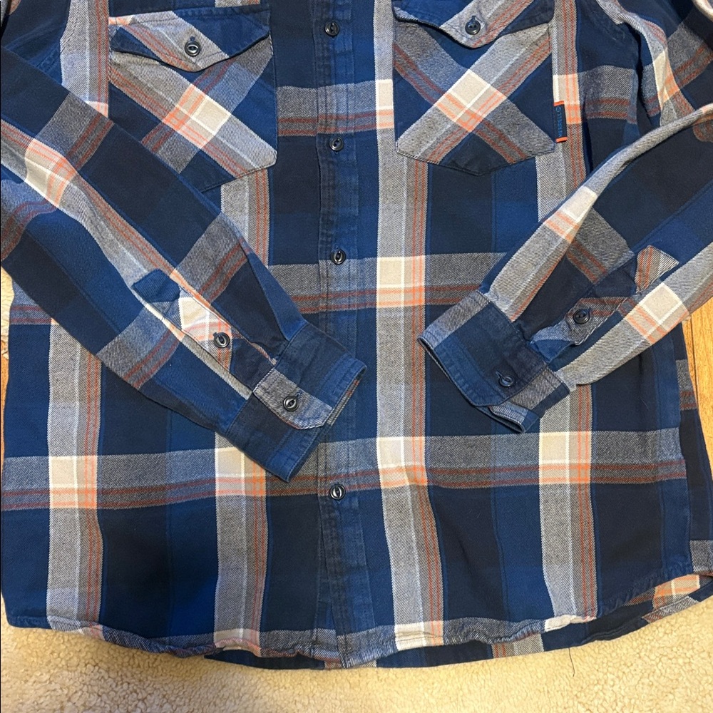 Merrell Navy Blue and Tan Plaid flannel Long-Sleeve Button-Down Shirt - Picture 7 of 9